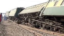 Pakistan'da tren kazası: En az 5 ölü, 30'dan fazla yaralı