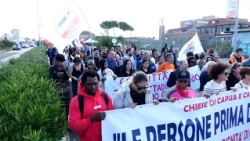 Speciale Tv. Castel Volturno (Ce): In migliaia per il No al Centro rimpatri migranti