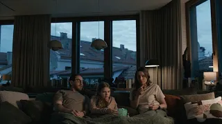 „Skyrybos karo metu“ premjera, Christopherio Nolano pasaulis ir Sophiai Loren – 92-eji