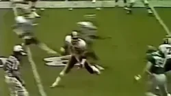 Семья и соседи скорбят о потере Барри Уилберна — чемпиона Суперкубка, погибшего при пожаре в Оран...