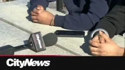 «Почему они в нас стреляют?»: Двое мужчин рассказывают об ужасающей стрельбе на шоссе к югу от Эд...