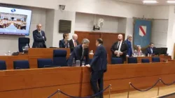 Manfredi guida il consiglio regionale, ma è’ caos giunta
