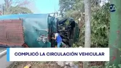 Bus volcó en Ruta a El Salvador