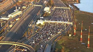 Report: Bay Area commuters face longer drives if transit funding fails