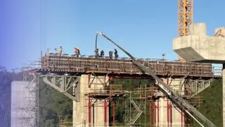 Puente inconcluso sobre el río Monday afecta la circulación en el Puente de la Integración