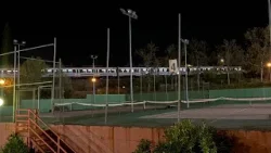 Grafiteros paran un tren en Alcorcón