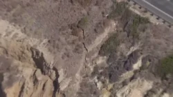 Caltrans closes PCH lane after crack develops in Crystal Cove cliff