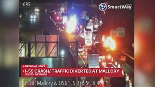 Tractor trailer crashes into I-55 overpass near Third St.