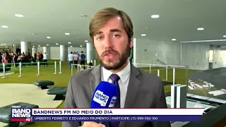 Flávio Bolsonaro pede suspensão da decisão de Dino que libera postagens sobre Nossa Senhora