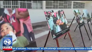 SEDENA photography exhibit was in the Atoyac Zocalo this Friday
