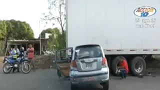 48-year-old taxi driver sustains fractures after crashing into semi-truck in Managua
