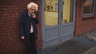 96-årige Ebba spiller banko fire gange om ugen (afsnit 3)