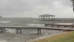 Alabama makes final preparations for Hurricane Isaias before landfall