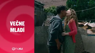 V osade (VEČNE MLADÍ)