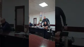 VIDEO//Bloc între case!