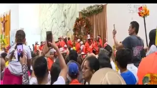 Devotees bid farewell to Santo Domingo de Guzmán during his traditional procession to Las Sierritas
