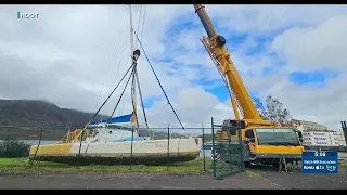 Catamaran grounded during Lowell removed from Nawiliwili Harbor