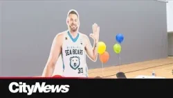 Второй ежегодный семейный баскетбольный фестиваль Posthumus в Виннипеге.