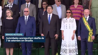 Representatives of the Three Branches of Government attend the September 7th parade in Brasília