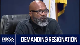 La Marque residents demand mayor's resignation