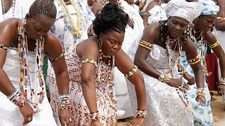 Togo: White Voodoo stone heralds a prosperous year