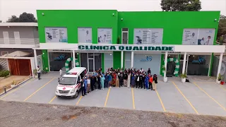 Reportagem: A Clínica Qualidade inaugurou um edifício para cuidar da saúde em Viana, Angola