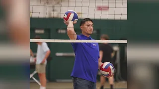 Car wash raises $1K for volleyball coach shot in Sanger