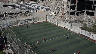 Gazze'de ampute futbolcular yıkık statta Dünya Kupası finalini canlandırdı
