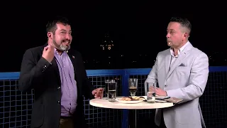 Un café con Ernesto Manriquez