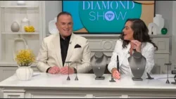 Это кольцо с бриллиантом в форме буквы X сверкает со всех сторон ✨ Это кольцо с бриллиантом в форме буквы X сверкает со всех сторон ✨