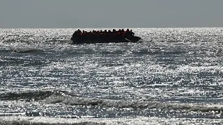Migração clandestina: duas mulheres e uma criança morrem ao tentar atravessar o Canal da Mancha