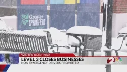 Clark County Level 3 Snow Emergency closes businesses, strands visitors Clark County Level 3 Snow Emergency closes businesses, strands visitors