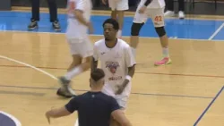 BASKETBAL: Rytieri prehrali po predĺžení v derby so Svitom