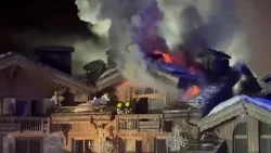 Courchevel'deki Grandes Alpes Oteli'nde büyük yangın: Yüzlerce kişi tahliye edildi Courchevel'deki Grandes Alpes Oteli'nde büyük yangın: Yüzlerce kişi tahliye edildi