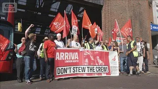 "Like an Oven Inside": London Double-Decker Bus Drivers Strike Over Heat, 1,500 Demand Improvemen...