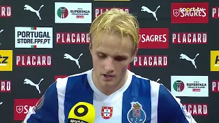 Supertaça Cândido de Oliveira (Final) | FC Porto 1-0 Torreense: Flash Interview V. Froholdt