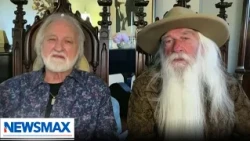 Oak Ridge Boys deliver a powerful message to American voters | Wake Up America