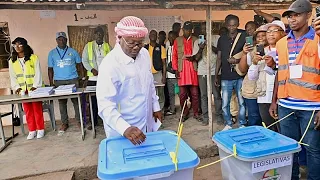 Guinea-Bissau: Former President barred from returning, population reacts