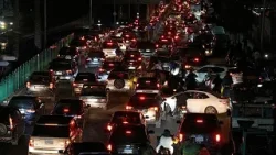 İsrail'in Hizbullah'ı vurmasının ardından Beyrut'un güneyinde kitlesel kaçış