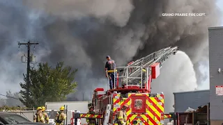 Fire engulfs dozens of cars in Grand Prairie parking lot