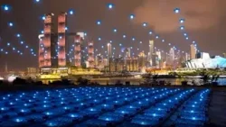 Çinli ekip tek bir bilgisayarla binlerce İHA'yı kontrol ediyor Çinli ekip tek bir bilgisayarla binlerce İHA'yı kontrol ediyor