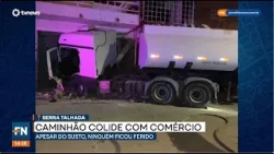 Colisão entre ônibus e caminhão é registrada na BR-232, em Sertânia  | #FatoNovo