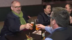 Parkdeck-Wirtshaus: Stammtisch in 20 Metern Höhe