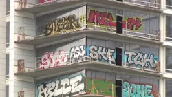 Infamous Los Angeles graffiti towers one step closer to cleanup | FOX 11 LA