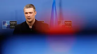 Former Ukrainian Defense Minister calls for wartime elections