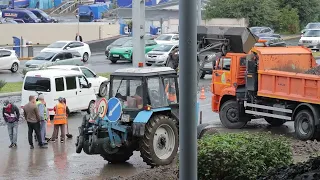 Vladivostok road crews clean up after heavy storm