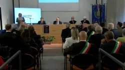 Sant’Angelo dei Lombardi (AV), al Goleto dialogo tra culture e religioni con il ministro Piantedosi