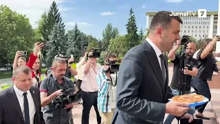 Cu PLĂCINTĂ la Președinție! De ce REFUZĂ „Democrația Acasă” consultările Maiei Sandu pentru Premier?