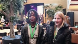 Pluimen uitgereikt aan jeugd in Ede Pluimen uitgereikt aan jeugd in Ede