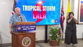 City to open eight hurricane refuge areas Saturday with free bus evacuation service